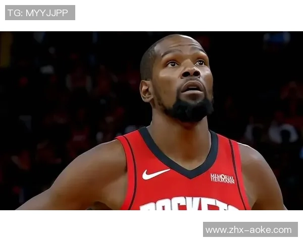 杜兰特交易风波升级七队争夺姚明全家现身休斯敦引发关注